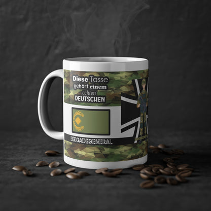 Art.Nr.: DGT1037 - Brigadegeneral (m) - Dienstgrad Tasse Heer - Kameradenbuch.de